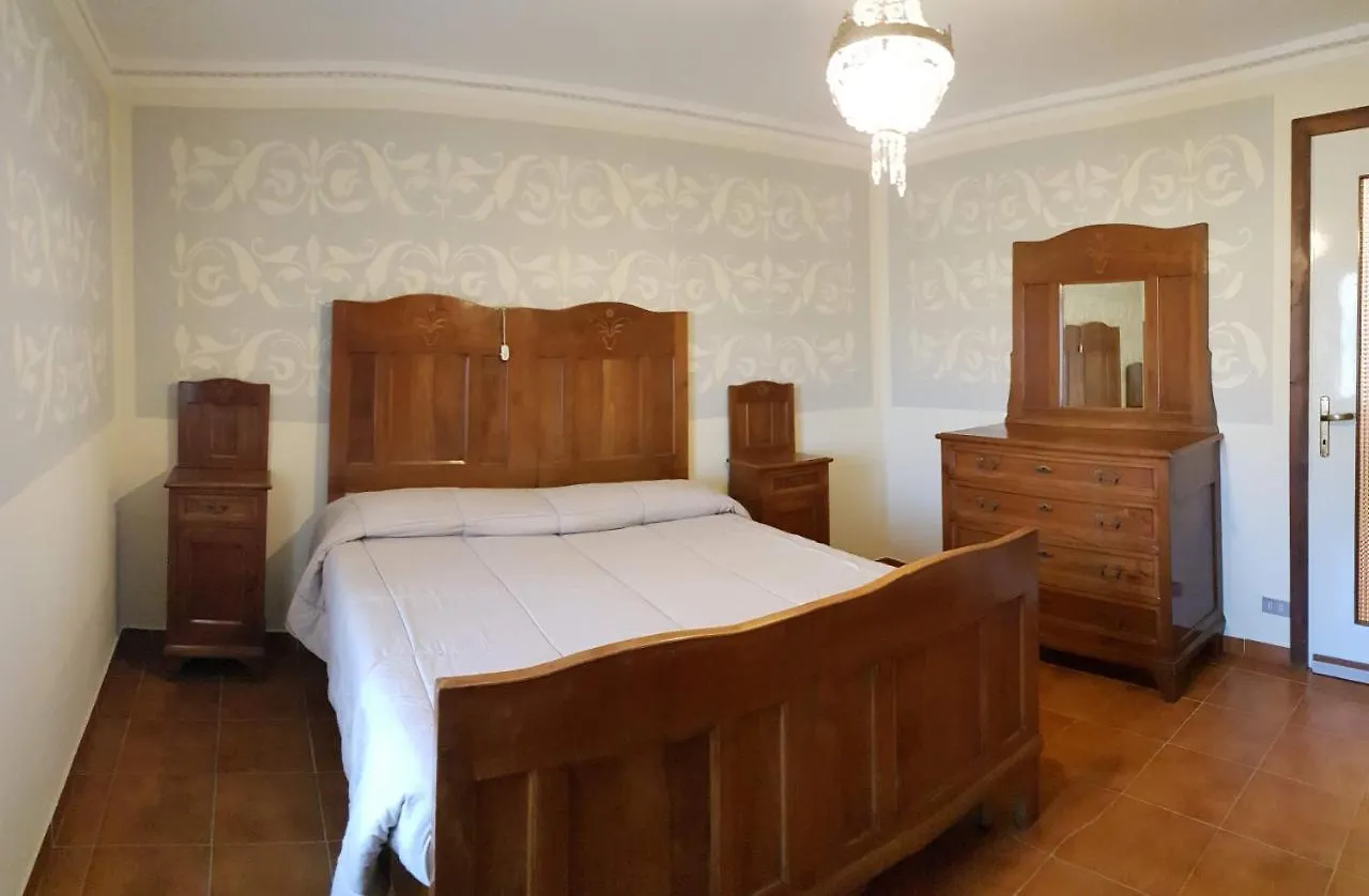 Country house Casa Vecia Guest House Bracca